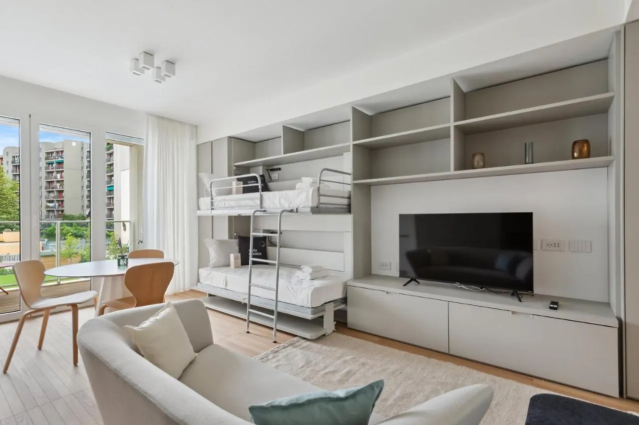 Daire Limehome Milan Via Stresa
